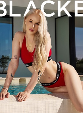 Blacked - Avrora Meey - Tiny Blonde Cheats With Big Sisters Man