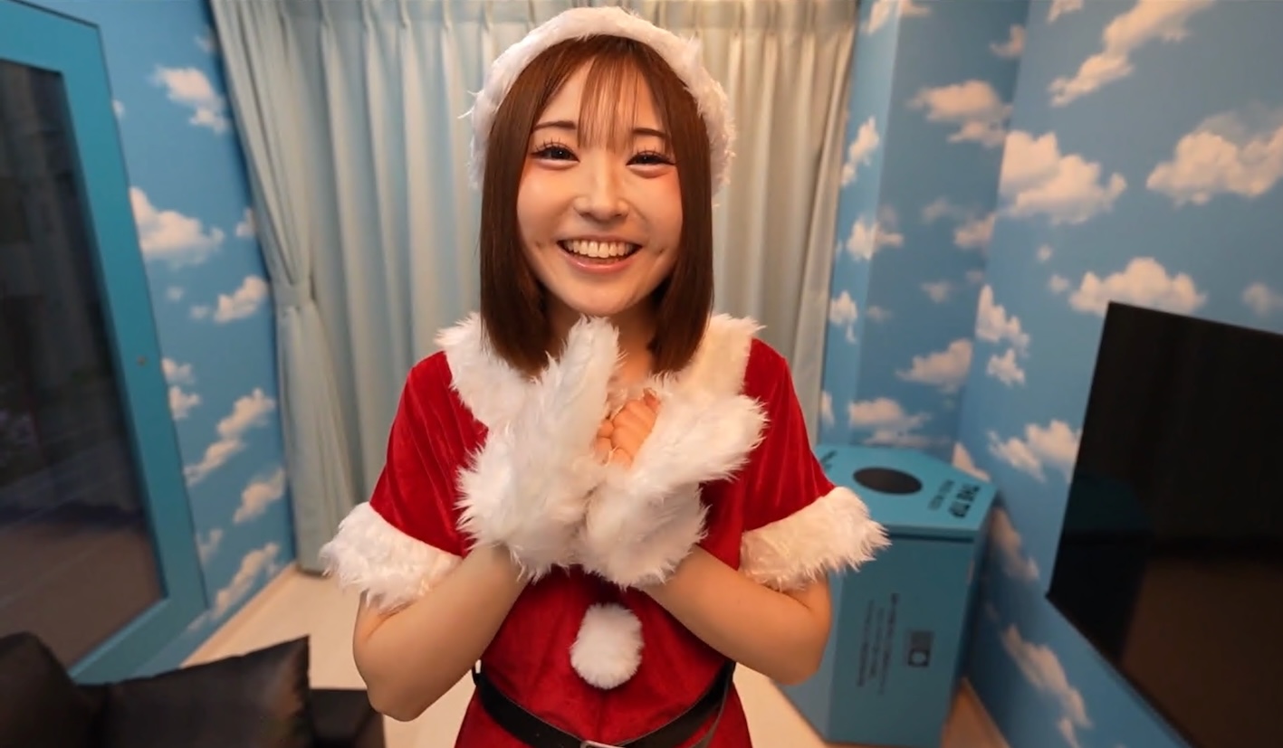 FC2-PPV-4820319 2025年締め括りの超大作、圧倒的人気。不動の女神。最高峰サンタのマドカちゃんからメリクリプレゼント