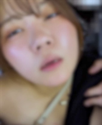 FC2-PPV-4820489 ［公然窃触/爆乳サンタの大喘ぎ］ワンショル美爆乳*のたすき掛けパイスラ乳揉みスカ