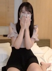 DOCS-119 【スレンダーなのに超名器！？】こんな膣圧でもレスになる旦那マジ！？おしとやか妻の課外奉仕活動！【りさ】