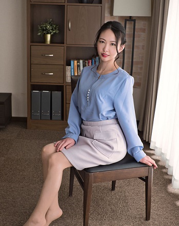 Pacopacomama パコパコママ 123125_100 二穴掘られて連続アクメする美熟女ととことんヤリまくる