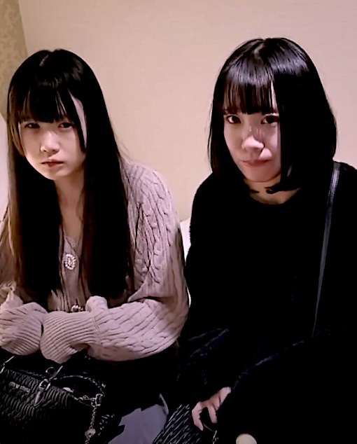 FC2PPV 4823896 ※1/9まで90OFF※【超神回/3P】超超どストライク！清楚な売れっこアイドル×童顔アパレル店員と3P性教育SEX！