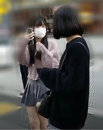 FC2PPV 4823896 ※1/9まで90OFF※【超神回/3P】超超どストライク！清楚な売れっこアイドル×童顔アパレル店員と3P性教育SEX！