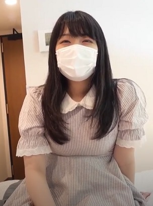 FC2PPV 4825756 ※1/13まで90OFF※【無修正・中出し】パイパン女シ大生に、ド変態キャラに豹変してドエロイハメ撮り撮っちゃいました。