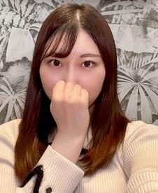 FC2-PPV-4831115 清./楚.感♡美尻♡未./〇./理.陰毛♡郵便局に勤めるえりかちゃん♡人生/初.生挿入♡