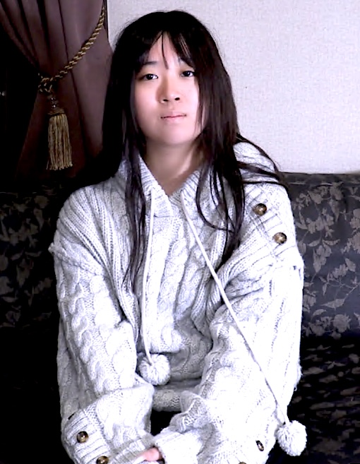 FC2-PPV-4832584 素人初撮り、えり(18) これから垢抜けようとする発展途上素人のノーメイク撮影。フェラから口内に粘々中年精液を発射し飲ませたり、中出ししたり、アナル責めしたりしました