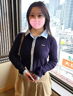 FC2-PPV-4830115 初撮影！インスタで見つけた上京したての女子大生にダメ元でDMしたらアポトリ成功！ホテルに連れ込み口車に乗せて最後は中出しまで出来ました！SNN-51