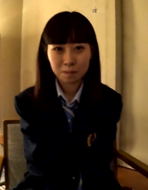 FC2-PPV-4832985 人生初中出し、伝説の美女が水着で巨根イラマチオ！そしてなんと！人生初中出しまで記録！