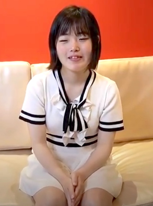 FC2PPV 4833987 【200本限定.価格】【低身長で地味なセフレとのハメ撮り】 ガク生の時にわせた勢いからセフレになったチョロい芋女。久々の再会を祝して中出し＆録画