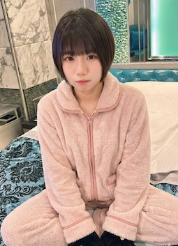 FC2-PPV-4834301 【超短期掲載】18才と2日目 アイドル級バスケ部長に溢れるほどの種付け中出し