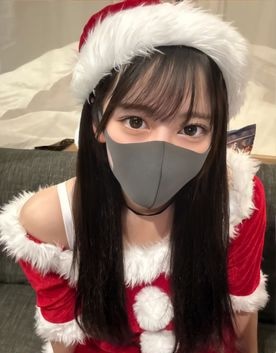 FC2 PPV 4848775 【史上最高奇跡の美女が登場！】Fカップゆあちゃんサンタコスで大量顔射！今年最高のXmasプレゼント！