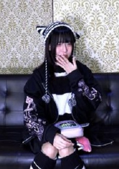 FC2PPV 4852010 【素人初撮り】しお(20)153cm36kgのスレンダーコスプレイヤーの初撮影。中出ししてアナル貫通ATM。長時間のデンマ責めで連続イキして涎を垂らしながらガクガク震える