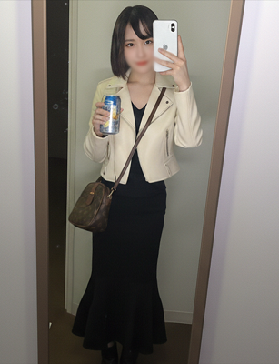 FC2PPV 4846825 【初撮り】六本木スレンダーラウンジ嬢★中華街ロマンチックデートで恋するように乱れまくり！デカチンハメ撮り師に甘く堕とされ高速バック痙攣中出し♡