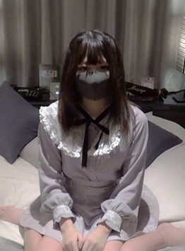 FC2PPV 4858303 【第三弾】グリ下地雷系っこが美肌美マン丸出しで生ハメ