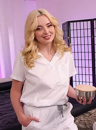 Nuru Massage - Lexi Lore , Aria Sloane - Her First Man