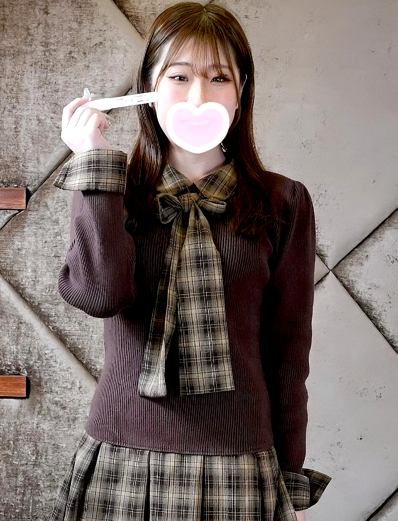 FC2-PPV-4874379 0415_001 れなちゃん21歳 愛人にしたい女No.1！笑顔が弾けるスレンダー美脚のお嬢さまJD、