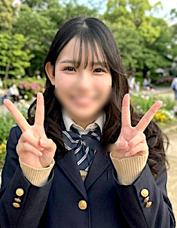 FC2-PPV-4875309 衝撃！男性経験ほぼナシ！SNSでバズったイマドキ美女が巨根と生ハメで感じまくり！