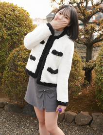 FC2-PPV-4877055 初撮、Fカップ金融企業勤めの美人後輩。休日にリモコンバイブ装着させ、ガクガク震えながら大興奮。おじチンピストンで潮吹き連発して痙攣。アイ液溢れた敏感マンコにたっぷり中出し