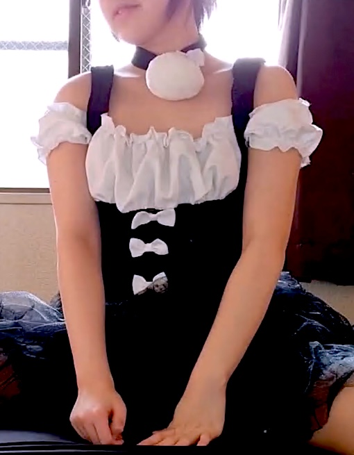 FC2-PPV-4880076 清楚、メイドコスの剛毛ガル◯店員に中出しSEX。