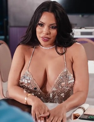 Brazzers Exxtra - Luna Star - Anal First Date