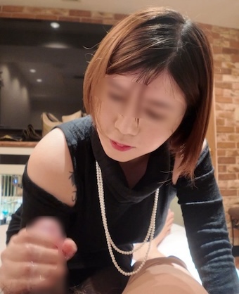 FC2-PPV-4884783 フェラ66、蔵出し。おねー./さんたちの生フェラと手コキ。シコシコピュッピュ。いっぱい抜きましょう。射精カウントダウン付き