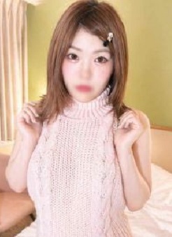 FC2PPV 4887363 【無】彼氏の前で美女のらちゃんを巨根の黒人と白人の2人で激しくハメまくり、最後に大量の2連続生中出しのNTR汗だくハードコア3P【海外版】特典付