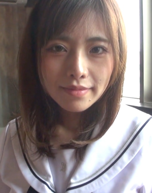 FC2-PPV-4889981 【無修正】透明感がヤバすぎる制服姿に誰もが胸キュンしちゃう！極上Gカッ