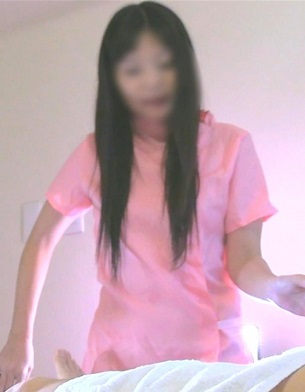 FC2PPV 4889296 【個撮・メンズエステ】[裏オプ公認?!]<百戦錬磨の美人セラピスト>こんエロいエステティシャンは困ります。四つん這いアナル手コキで睾丸と裏筋を刺激!生ハメ中出しオプション有り!!