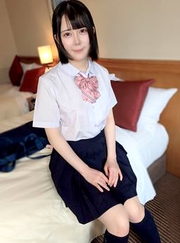 FC2-PPV-4892087 超かわいい～リアルすぎる18歳〇〇の素顔。いたいけな梨花ちゃんのパンツからにじみ出る大量の愛液...たまりません！！ 吸引器で乳首遊び～当然、クリトリスも仁王立ち