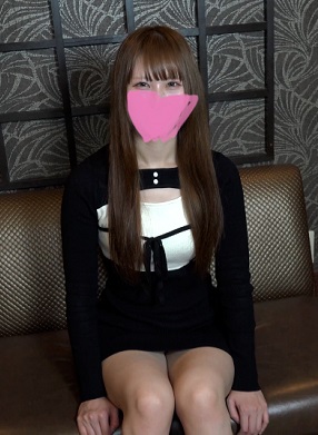 FC2PPV 4892866 ♀216 かわいい20歳はなちゃんと生中出しセックス♡ 素朴でなおしとやかな喘ぎ声♡ たまらず抱き着きキス♡ ★特典で無修正