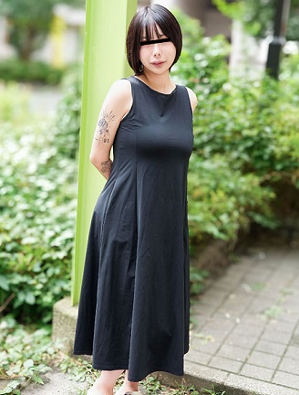 Pacopacomama パコパコママ 050626_100 ごっくんする人妻たち147 ~泣きぼくろがエロい爆乳妻が精飲3連発~