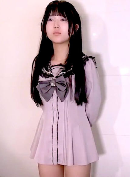 FC2PPV 4898377 すみれ(18)最高にかわいいこの２回目撮影別画角動画。中出し、電マオナニー、アナル貫通ATM、ピストンマシンをして、最後コスプレさせて中出ししています