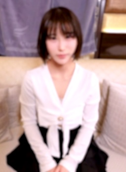 FC2PPV 4903882 70OFF【初撮り】139cmってマジですか？おまんこも狭すぎ名器ちゃんに背徳感マシマシ中出ししちゃいました。