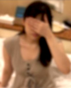 FC2-PPV-4898658 エロい雰囲気あふれる、スナック店員に生中出し！！