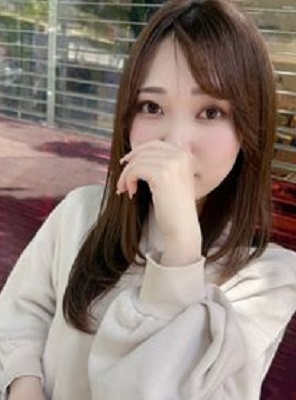 FC2PPV 4910749 【ファン必見】某区内の元No.1キャバ嬢との奇跡の再会！変わらない圧倒的な美貌の団地妻となったかつての伝説を不倫中出しでNTRでハメ倒す希少映像！