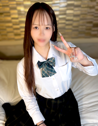 FC2-PPV-4918326 【ふとした笑顔に恋をする、黒髪ロングの誘惑】神スタイル18歳ひとみちゃんが悶絶。