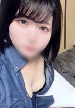 FC2PPV 4922216 [無修正・完全素人・中出し・潮吹き]＜清楚系なのに見た目によらずアヘ顔で豪快イキ＞Ｆカップ黒髪むちむち18全身痙攣絶頂！！「最高しゅぎッ！いぐいぐッ！」きつきつのマンコに人生初中出し