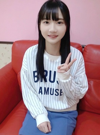 FC2PPV 4922101 【ガチ神回】低身長剛毛18才ちゃん 初体験バックで悲鳴を上げ、ラストの勢い中出しも必至で抗うも虚しく膣内射精。経験の少なさ全開でお送りする背徳感120%内容でお届け。