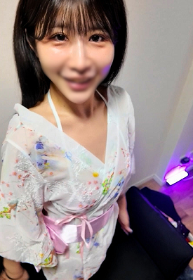 FC2PPV 4924919 みり◯ゃ似のスレンダーラウンジ嬢さんと浴衣をきて背徳感MAXの中出しプレイ