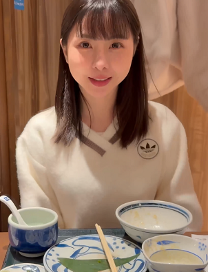 【速報 - 無修正】ついに彼女のマンコが露わに！台湾の巨乳ネットセレブで可愛いAV女優のタイ・ニーが、日本の巨根イケメン、東雲玲也と絡む！美しいマンコが潮吹き～痙攣するオーガズム～Tiny001 4Kオリジナルファイル