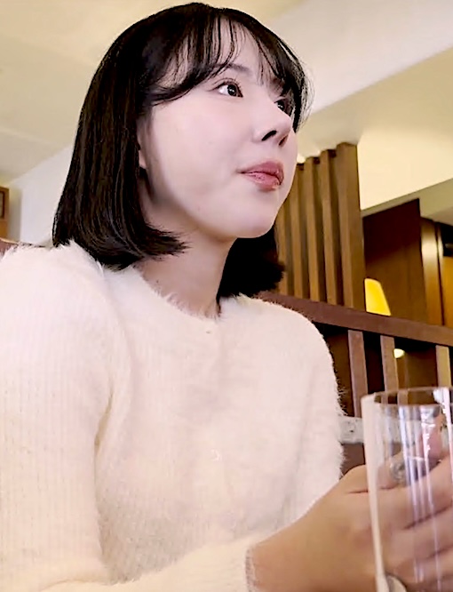 FC2-PPV-4908875 以前むすこがお世話になった美人メンエス嬢とカフェデート♡ホテルではスケベ剥き出しで中出し