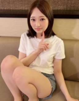 FC2-PPV-4922638 【豪華４発射】清純アイドル志望の美女、アイドルレッスンのオフの日に見せる麗しの姿。