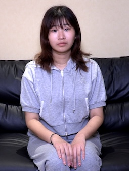 FC2-PPV-4928405 つばさ(19\\\\) キスも厳しい垂れ乳。フェラもしたくないみたいだけど、そのまま口内射精。
