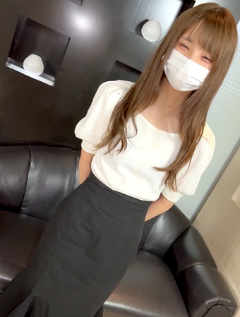 FC2PPV 4929080 【無】可憐なスレンダー SSS級 JD☆美しいくびれとプリ尻。絡み付くビラビラパイパンおま〇こに生中出し射精