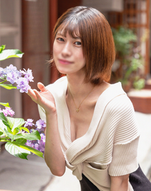 FC2-PPV-4932450 【初】※早期特典 語学堪能才色兼備 の美容部員 、裏のKAO。快楽限界・突破！