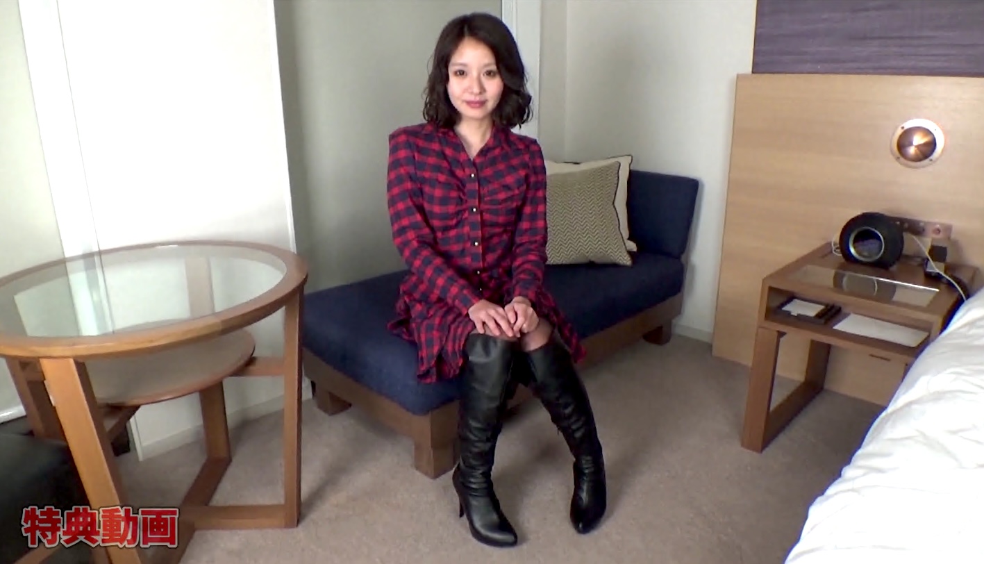 FC2-PPV-4933130 [超接写オマンコくっぱぁ～]＜大手百貨店の受付嬢の淫乱なる姿態♡＞スレンダー美人！