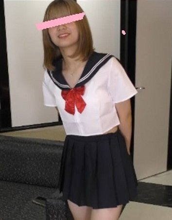 FC2PPV 4941431 剛毛**マキちゃんの顔出フェラ口内発射