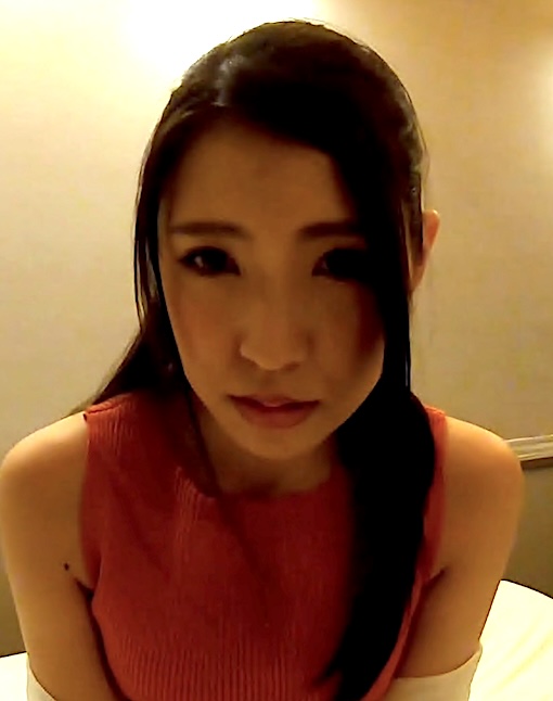 FC2PPV-4945073 ※問答./無用/.選抜入りの国民的アイドルOB///スレンダー巨乳美女//負債総額70万。