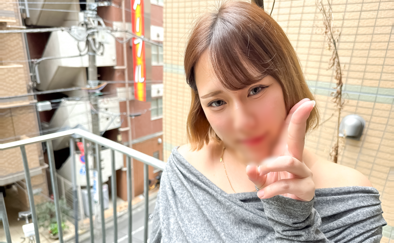 FC2-PPV-4960206 美乳美尻キャバ嬢にセクシーランジェリー着てもらって生ハメSEX♡ビチャビチャ濡れ