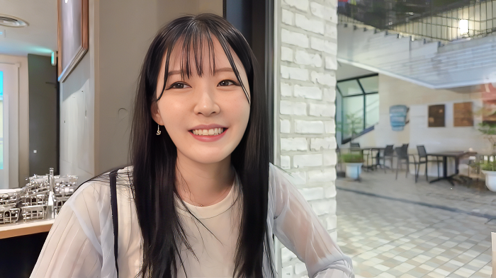 FC2PPV 4964814 【数量限定公開】色白巨乳女子のドスケベ本性！愛液糸引くピンク色敏感マンコに根元までハメられ連続イキする極秘映像[高画質特典あり][有]